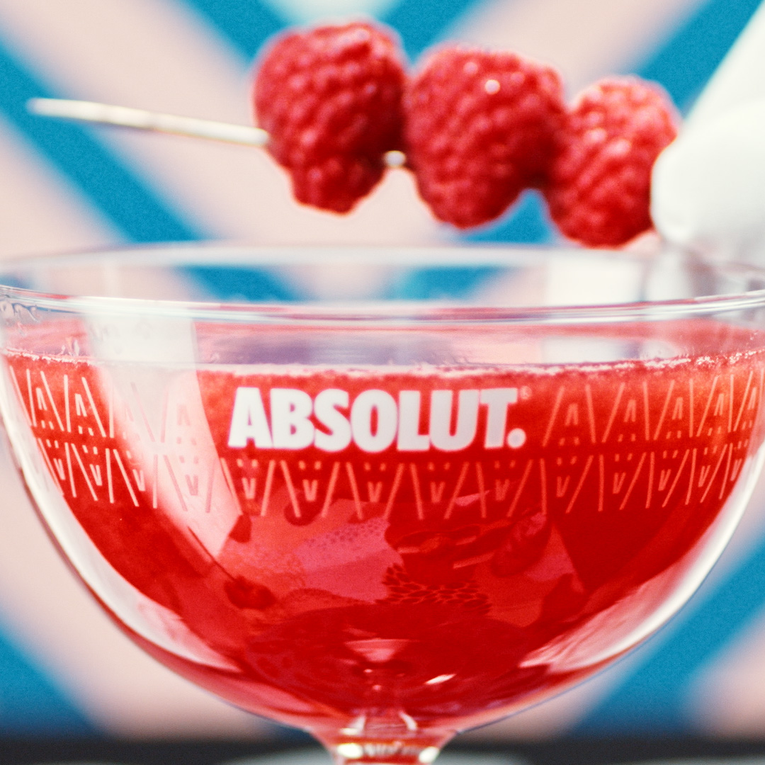 ABSOLUT_RASBERRY_MARTINI.00_00_29_00.Still030